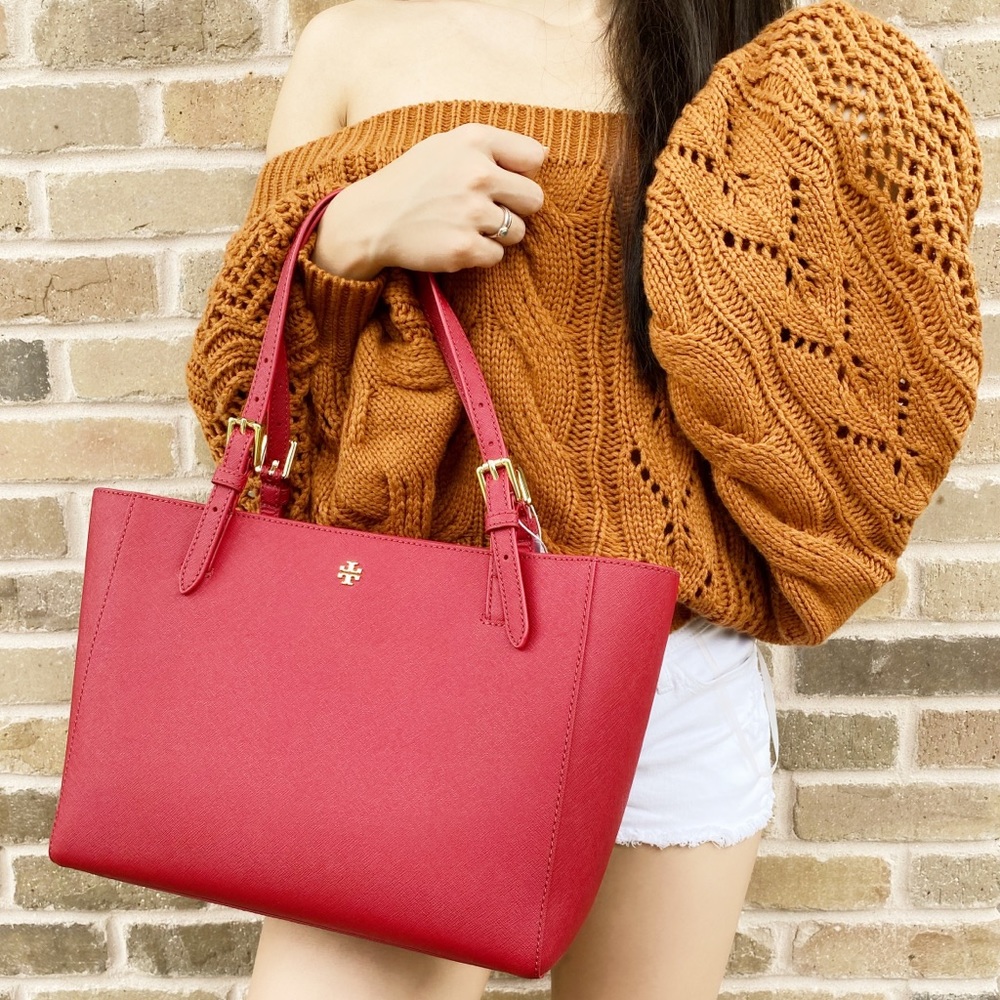 Gaby’sBags👜💕-Tory Burch York Small Bucket Tote - Picture 2 of 2